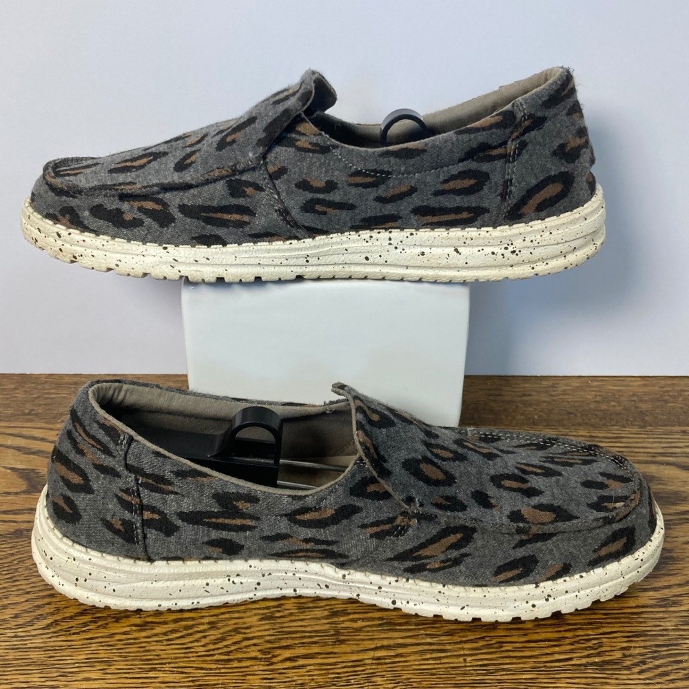 Hey Dude Misty Charcoal Cheetah Slip On Loafer Shoes Womens Size 9 140014009 - Picture 2 of 7